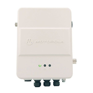 Motorola MOTOTRBO SLR 1000 UHF Repeater