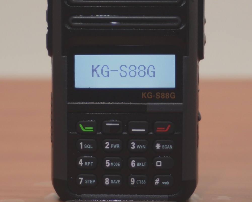 Wouxun KG-S88G Display and Keypad
